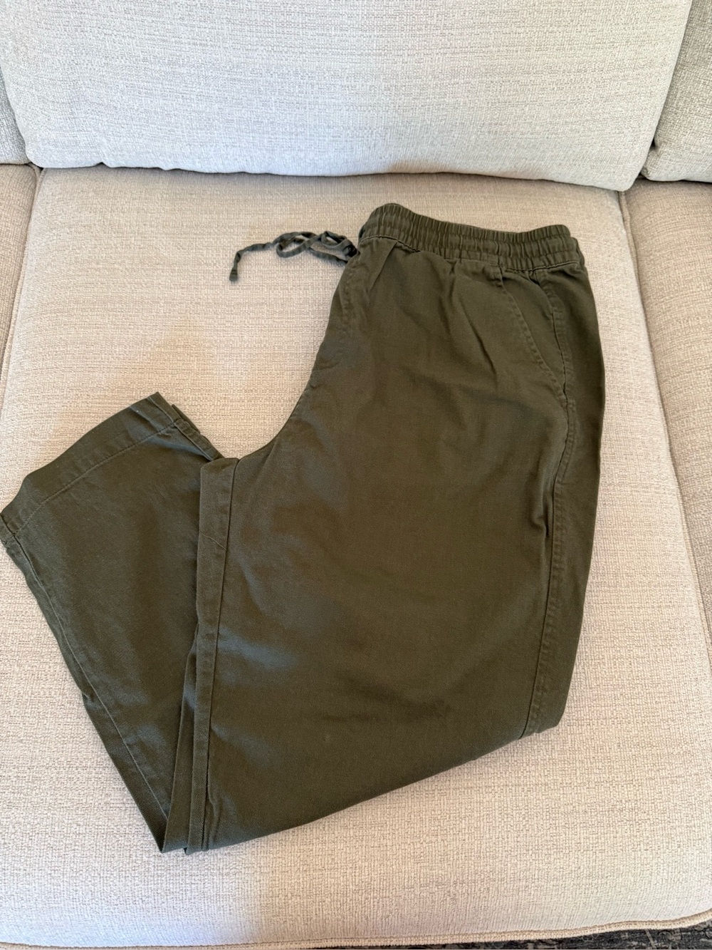 Wonan’s Olive Drawstring Chinos - Relaxed Fit